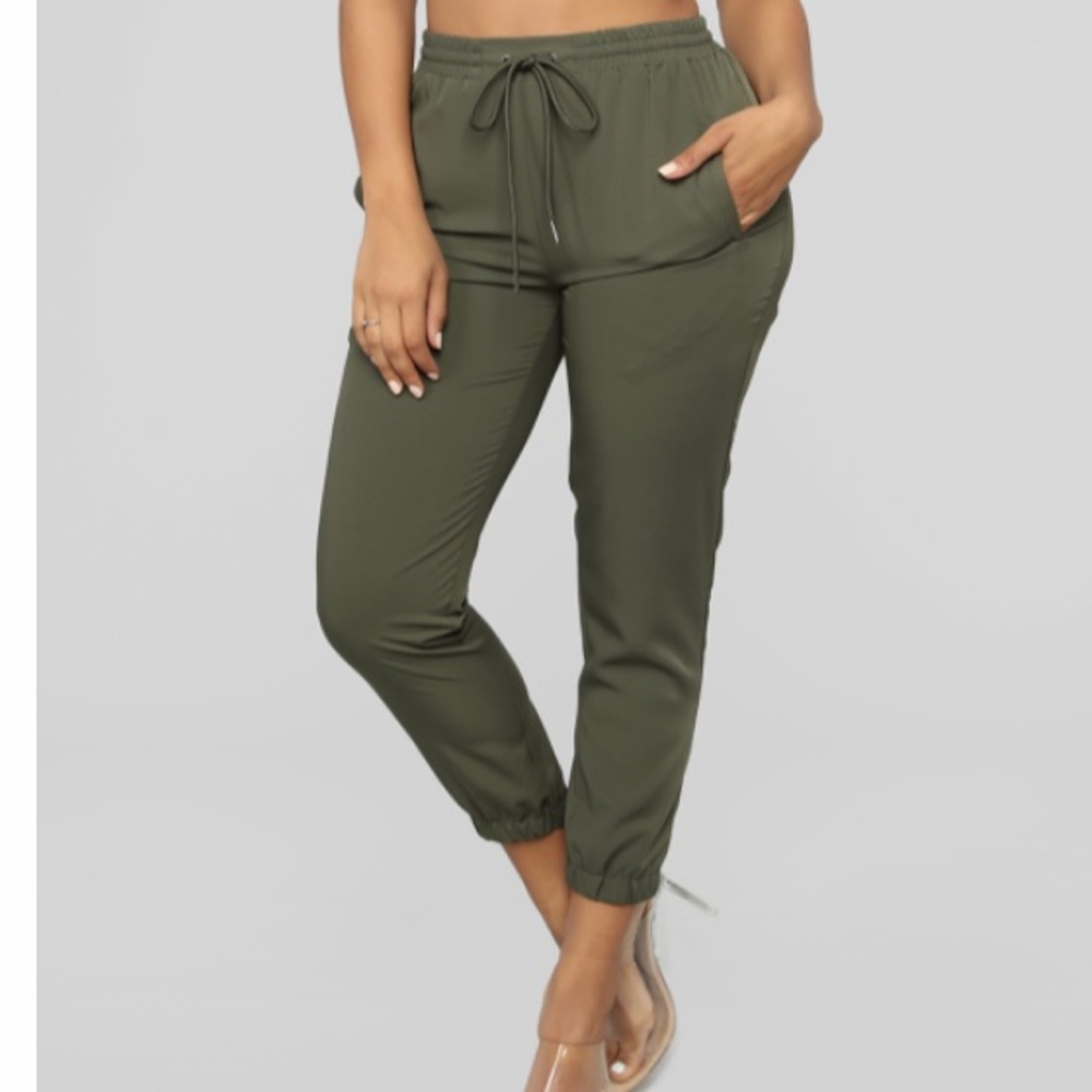 Fashion nova Joggers